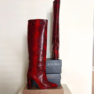 Paris Texas Boots...Red snakeskin 40EU
US9.5